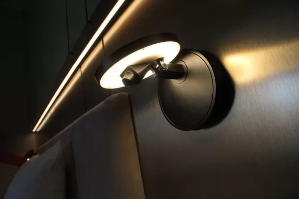 Mistic Lighting plafon łazienkowy LED Elong 9.3W 870lm DIM (ściemnialny) czarny mat IP44